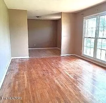 992 Shelly Rd, Decherd, TN 37324 photo 5