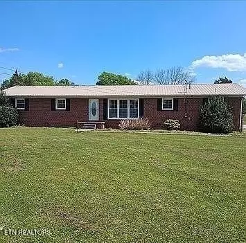 992 Shelly Rd, Decherd, TN 37324 photo 2