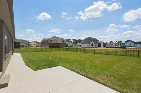 Exterior - 3705 Carriage Dr, Murfreesboro, TN 37128 photo 10 of 11
