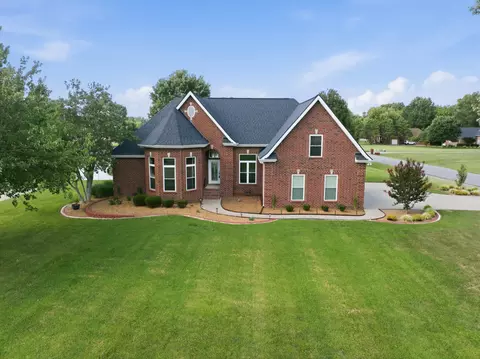 102 Copperas Ct, Murfreesboro, TN 37128