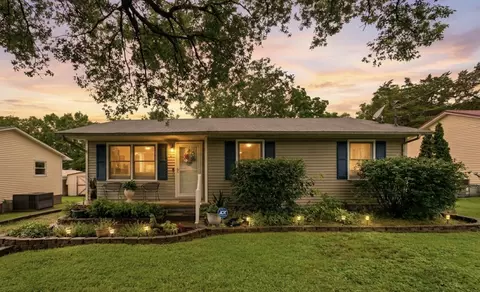103 Earnhart St, Shelbyville, TN 37160