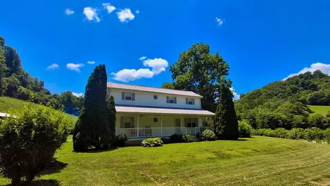 2260 Lawrence Branch Rd, Beechgrove, TN 37018