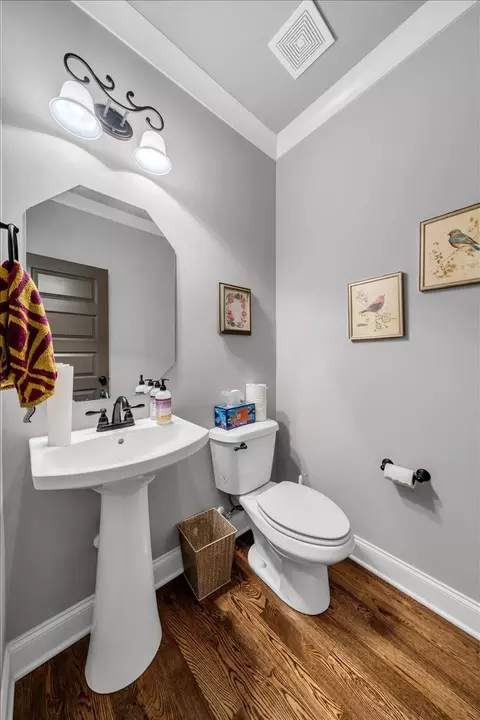 Bath - 621 Tybarber Ave, Murfreesboro, TN 37129 photo 1 of 6