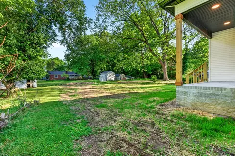 Exterior - 359 Third St, Guthrie, KY 42234 photo 7 of 8
