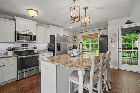 Kitchen - 191 Fieldstone Ln, Springfield, TN 37172 photo 1 of 2
