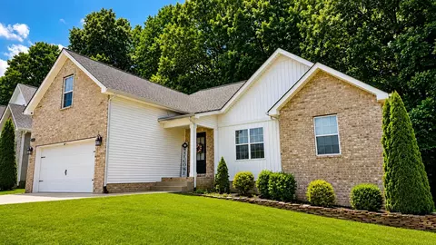 Exterior - 191 Fieldstone Ln, Springfield, TN 37172 photo 3 of 5