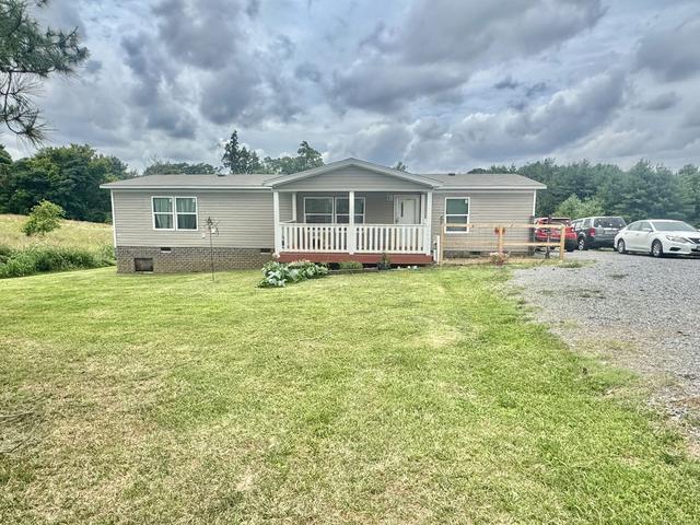 7509 Galen Rd, Lafayette, TN 37083