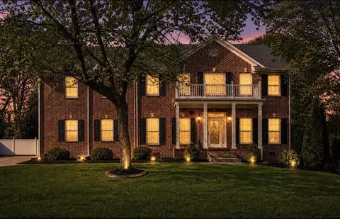 1060 Auldridge Dr, Spring Hill, TN 37174