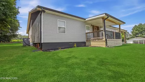 174 Poplar St, Benton, TN 37307