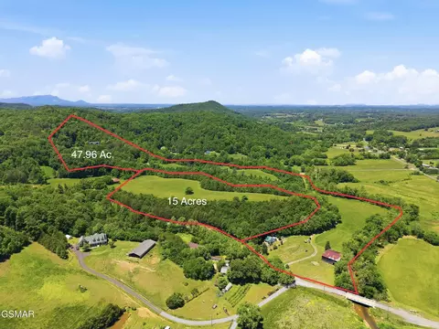 15 Licklog Hollow Rd, Sevierville, TN 37876