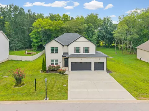 1333 Morning Star Dr, Clarksville, TN 37042