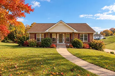 1007 Copper Kettle Cir, Pleasant View, TN 37146
