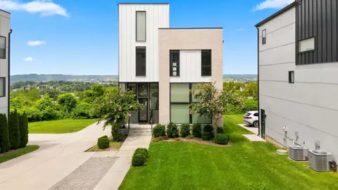 6012 Hill Cir, Nashville, TN 37209