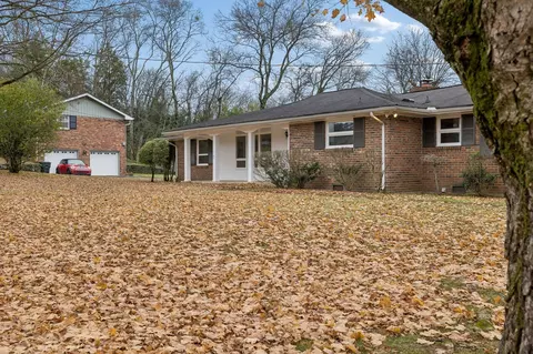Exterior - 2032 Eversong Ln, Hermitage, TN 37076 photo 2 of 5