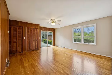 Living - 2032 Eversong Ln, Hermitage, TN 37076 photo 4 of 8