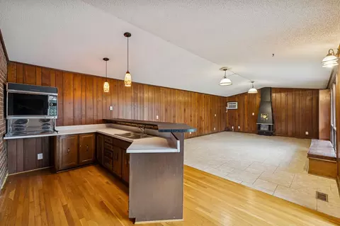 Living - 2032 Eversong Ln, Hermitage, TN 37076 photo 5 of 8