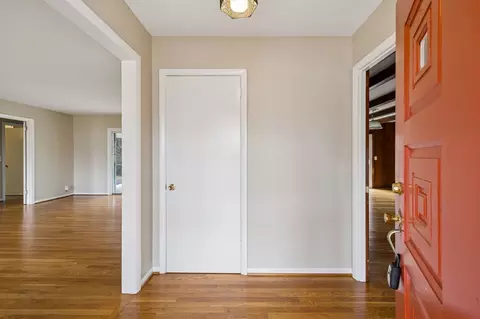 Entry Way - 2032 Eversong Ln, Hermitage, TN 37076 photo 1 of 2