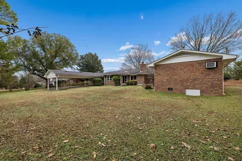 Exterior - 2032 Eversong Ln, Hermitage, TN 37076 photo 4 of 5