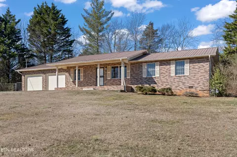 242 Mohawk Cir, Seymour, TN 37865