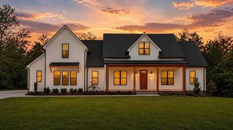 2660 Jarrell Ridge Rd, Clarksville, TN 37043