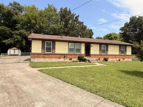107 Winston Ct, Clarksville, TN 37042