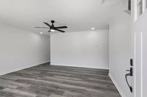 572 Donna Dr, Clarksville, TN 37042