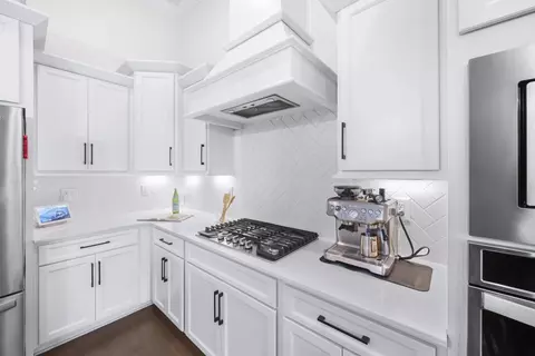 Kitchen - 4049 John Marsh Rd, Spring Hill, TN 37174 photo 4 of 4