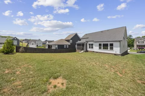Exterior - 4049 John Marsh Rd, Spring Hill, TN 37174 photo 11 of 15