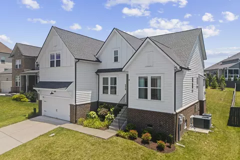 Exterior - 4049 John Marsh Rd, Spring Hill, TN 37174 photo 3 of 15