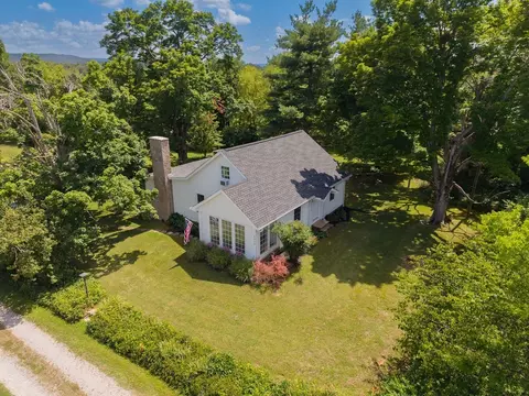 6205 Viola Rd, Mcminnville, TN 37110