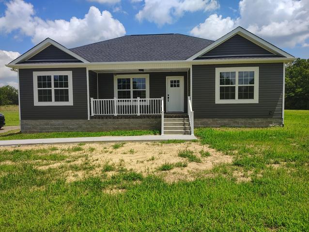 1198 Shiloh Rd, Lafayette, TN 37083