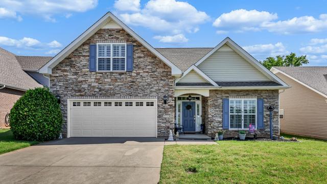 295 Turnberry Cir, Clarksville, TN 37043