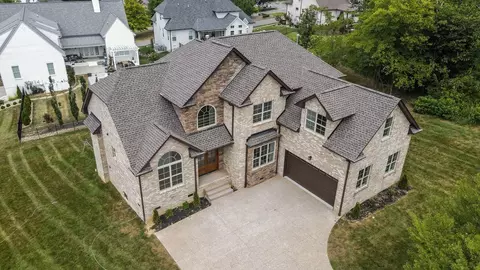 205 Moore Haven Cir, Lebanon, TN 37087
