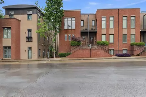 334 Van Buren St, Nashville, TN 37208