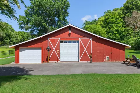 4118 Leipers Creek Rd, Williamsport, TN 38487