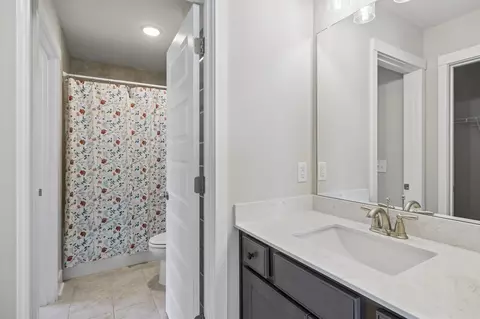 Bath - 1144 Brixworth Dr, Spring Hill, TN 37174 photo 5 of 6