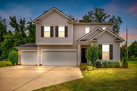 Exterior - 400 Hickory Pointe Dr, Dickson, TN 37055 photo 6 of 6