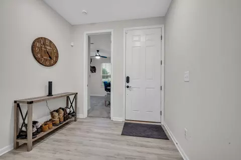 Entry Way - 400 Hickory Pointe Dr, Dickson, TN 37055 photo 1 of 6