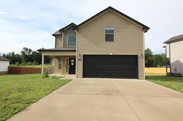 1580 Variance Dr, Clarksville, TN 37042
