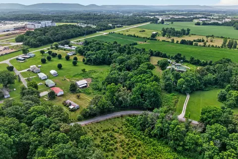 View/Area - 109 Brown Rd, Morrison, TN 37357 photo 5 of 9