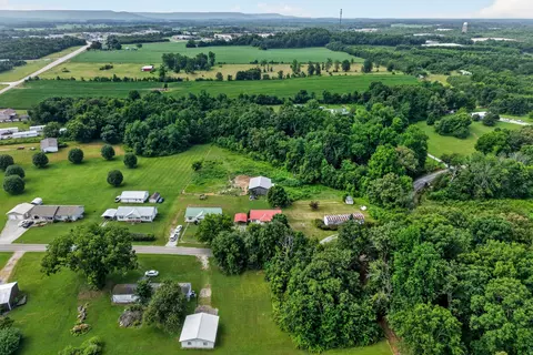 View/Area - 109 Brown Rd, Morrison, TN 37357 photo 4 of 9