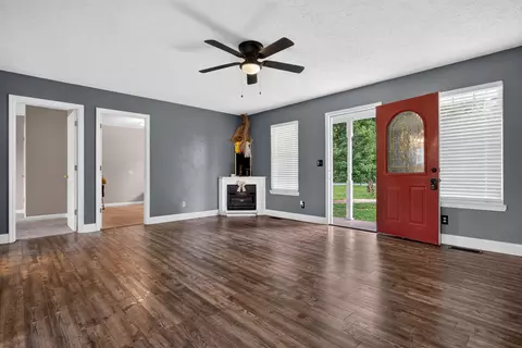 Living - 109 Brown Rd, Morrison, TN 37357 photo 1 of 5
