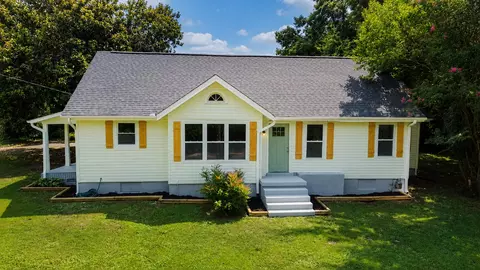 9851 Highway 114 W, Scotts Hill, TN 38374