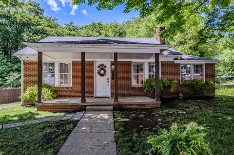 908 E Madison Ave, Athens, TN 37303