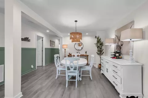 Dining - 425 E Piney Rd, Dickson, TN 37055 photo 1 of 2