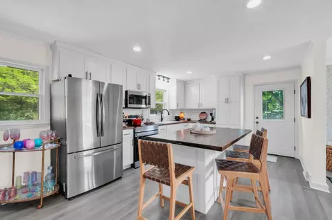 Kitchen - 425 E Piney Rd, Dickson, TN 37055 photo 1 of 6