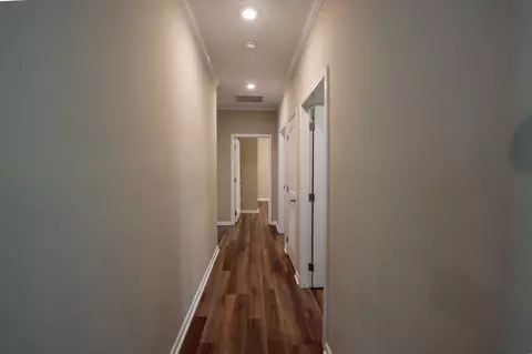 Entry Way - 3450 Cranor Rd, Murfreesboro, TN 37130 photo 2 of 2