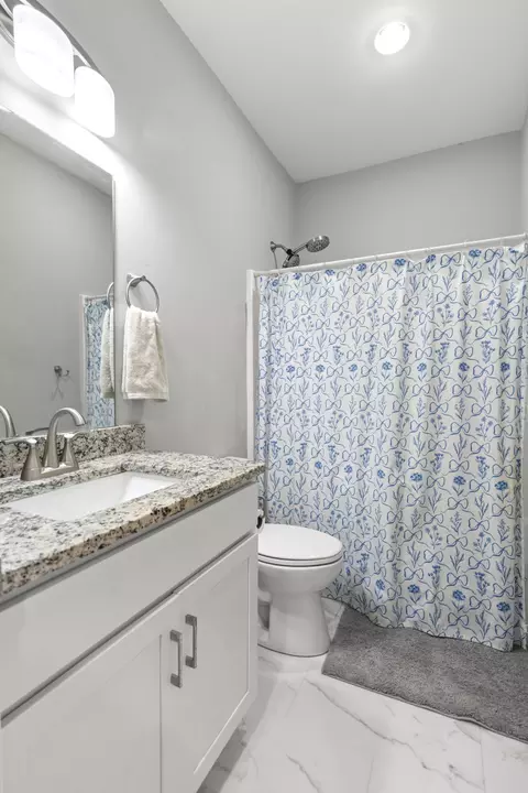 Bath - 1505 E Piney Rd, Dickson, TN 37055 photo 3 of 3