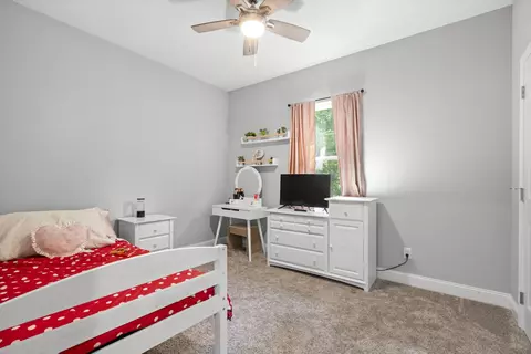 Bedroom - 1505 E Piney Rd, Dickson, TN 37055 photo 4 of 6