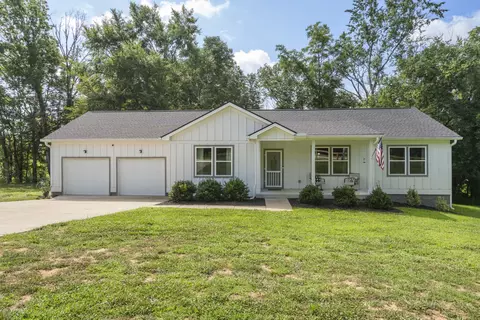 Exterior - 1505 E Piney Rd, Dickson, TN 37055 photo 15 of 17